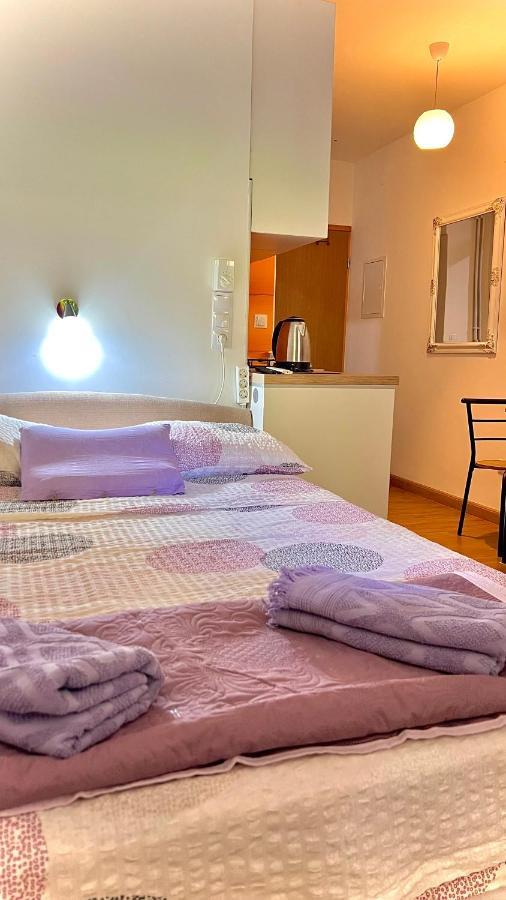 Apartments Neven オミシュ エクステリア 写真